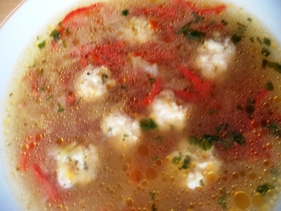 капустный суп с фрикадельками